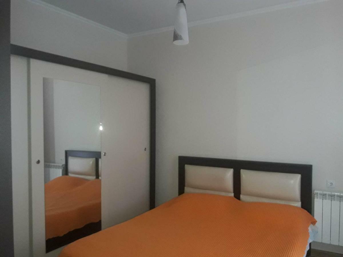 Apartament In The Centre Batumi Exterior foto